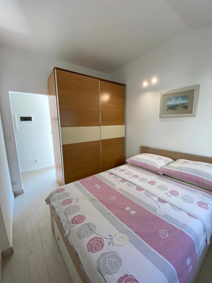 Apartman Cukar II Pula Leilighet Eksteriør bilde